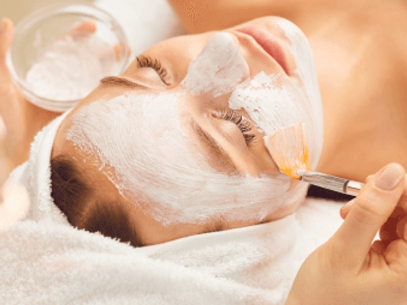 Plumping Moisturising Hydra blue facial — deep hydration treatment at Carisma Spa