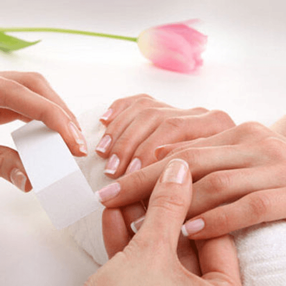Important Tips for Strong and Healthy Nails