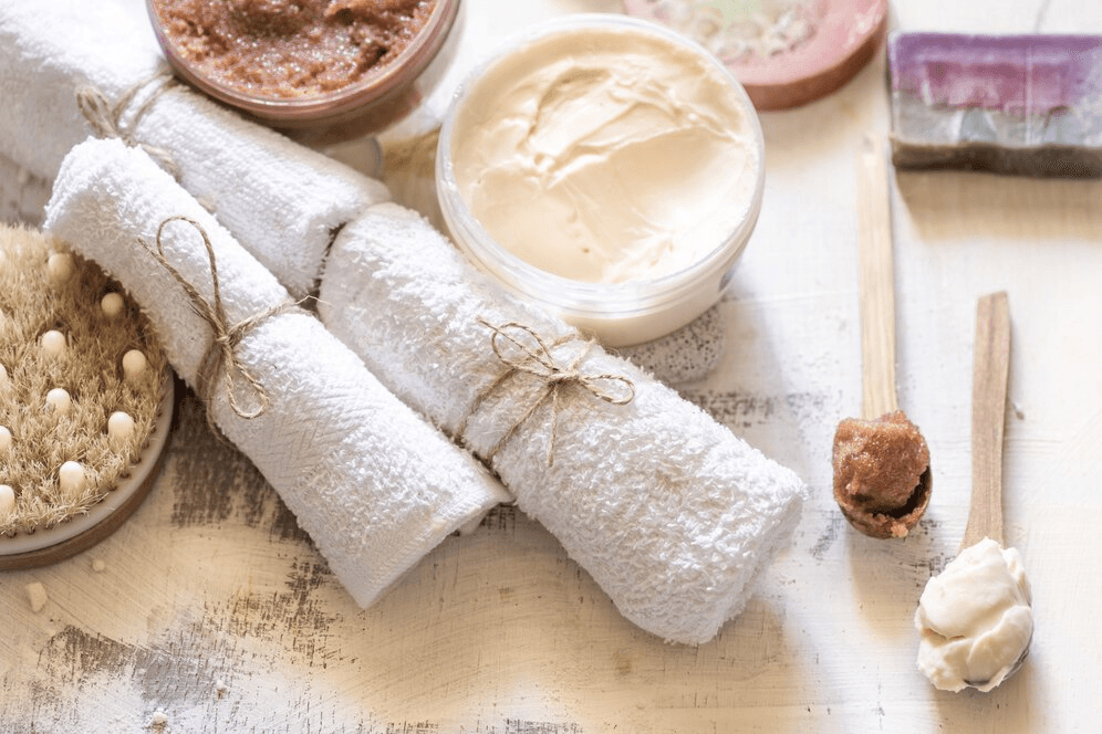 how to achieve naturally glowing skin with the perfect body scrub