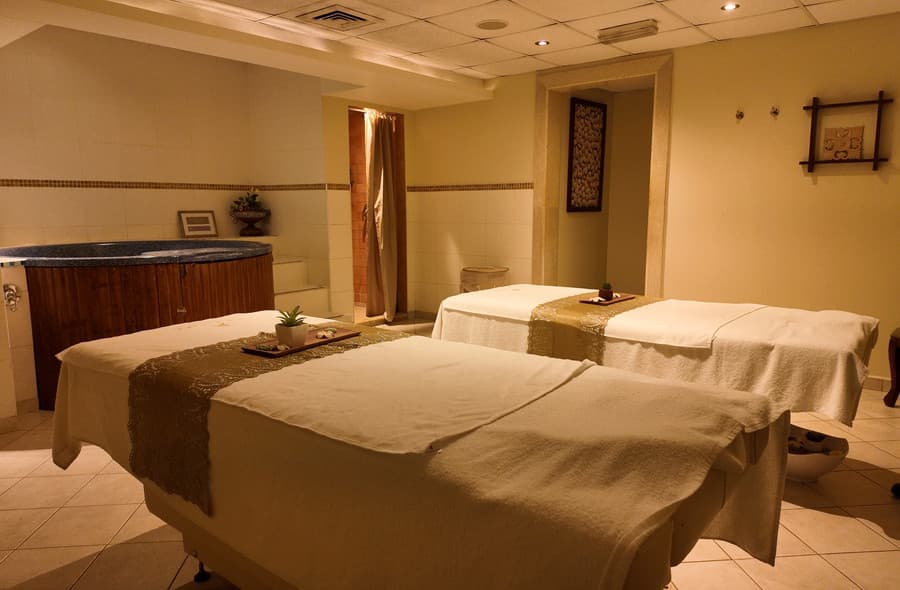 Couple's Massage Room at Carisma Spa, Grand Hotel Excelsior