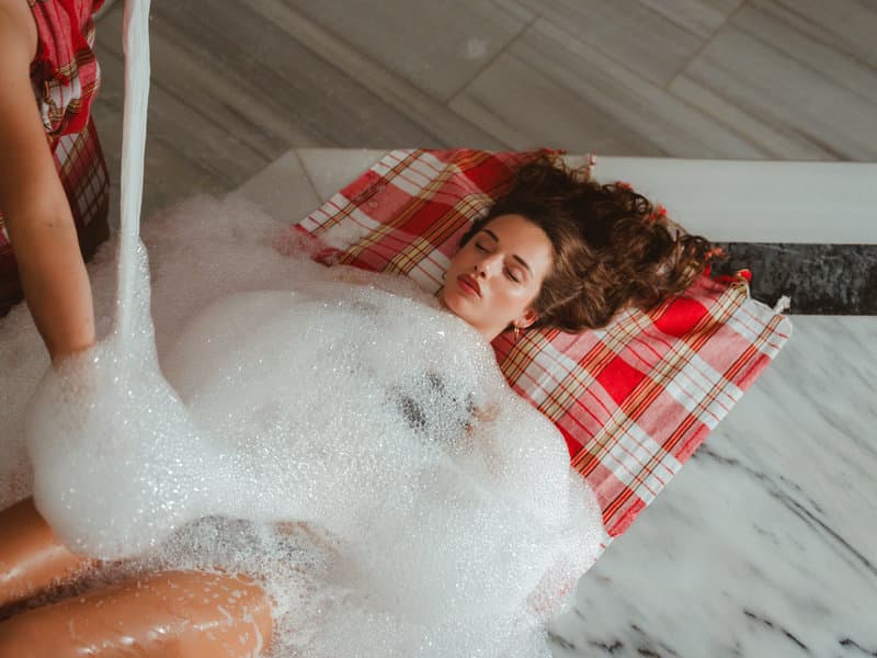 Hammam Deluxe treatment with hydrating mask and hair care at Carisma Spa in Malta