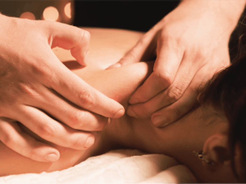 Quick Japanese neck and shoulder massage — 30-minute sessions in Malta